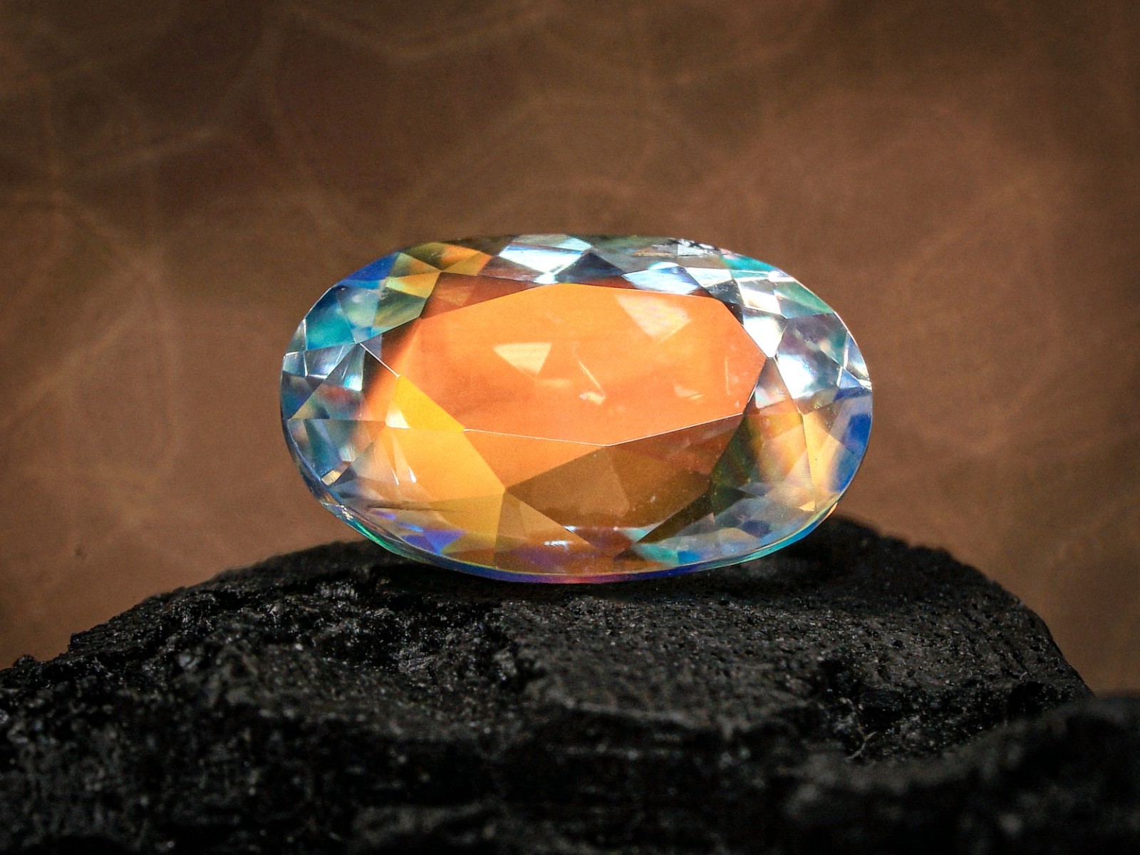 1.45 Carat Golden Rainbow Moonstone Gemstone Faceted 8x6x4 MM Oval Shape