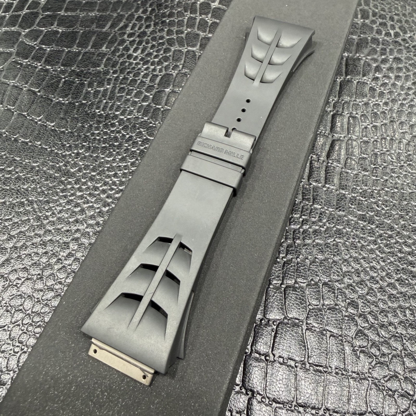 RM11-03 RICHARD MILLE BLACK RUBBER STRAP – 100% AUTHENTIC ORIGINAL & UNWORN
