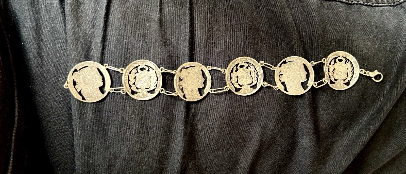 Silver Coins Bracelet 1880 1906 1916 Peruvian 1/5 De Sol Una Pesetas Cut Out 90%