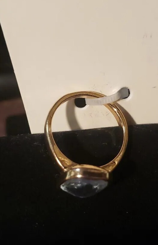NEW A NEW DAY GOLDTONE RING, LARGE RECTANGLE CRYSTAL STONE, SIZE 9, NWTS $9.99