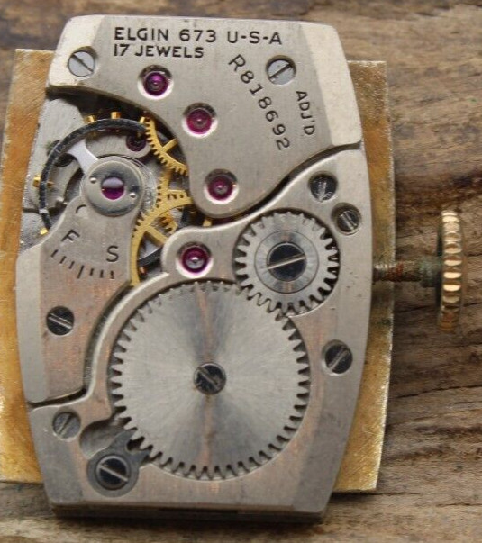 ELGIN WATCH MOVEMENT Gr. 673 17j R818692 17j 17.4×24.7mm FOR REPAIR (PQ)