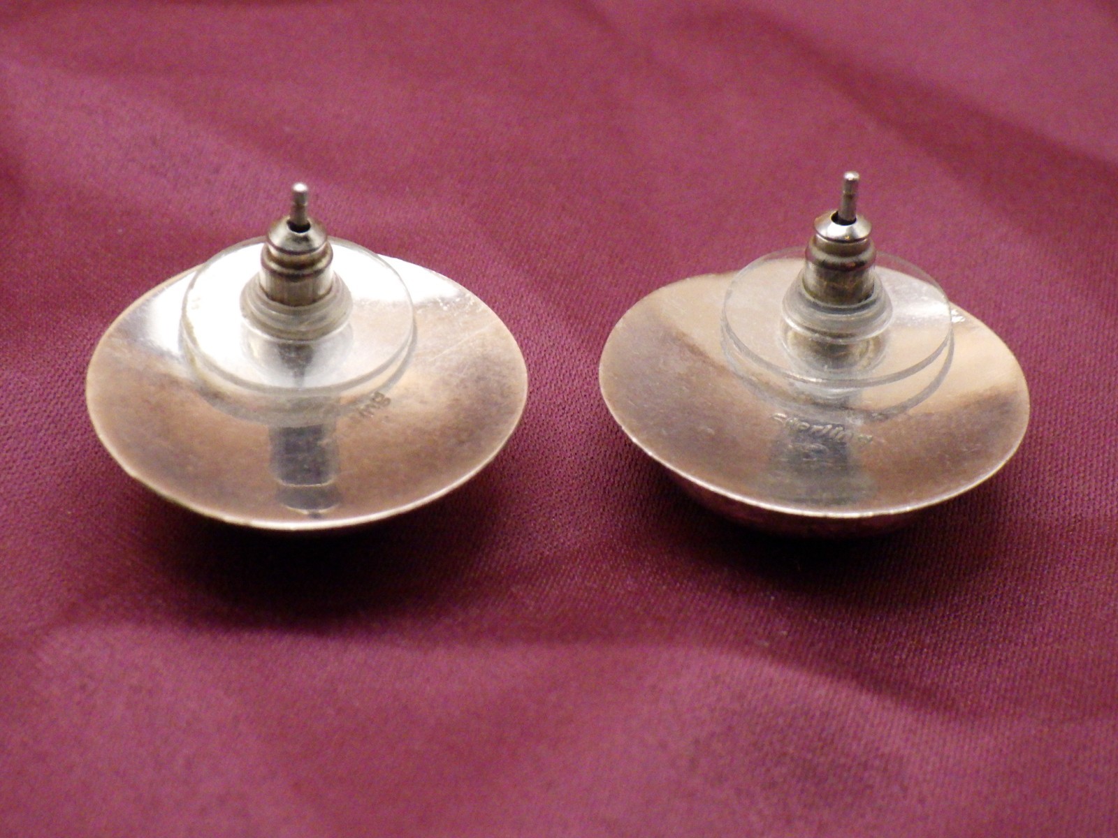 Vintage Sterling Silver Black Stone Earrings 9g High Polish Opaque Retro Smooth