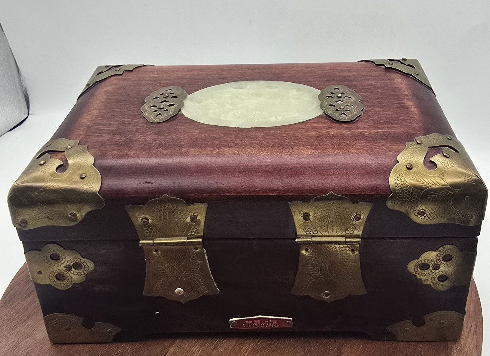 VTG Shanghai – Rosewood Brass Jewelry Box – Carved Jade Medallion Asian * READ