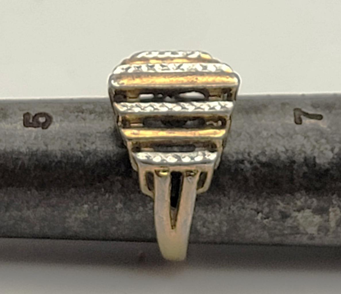 Vintage Stamped 18K GF Silver/Gold tone Ring Size 6