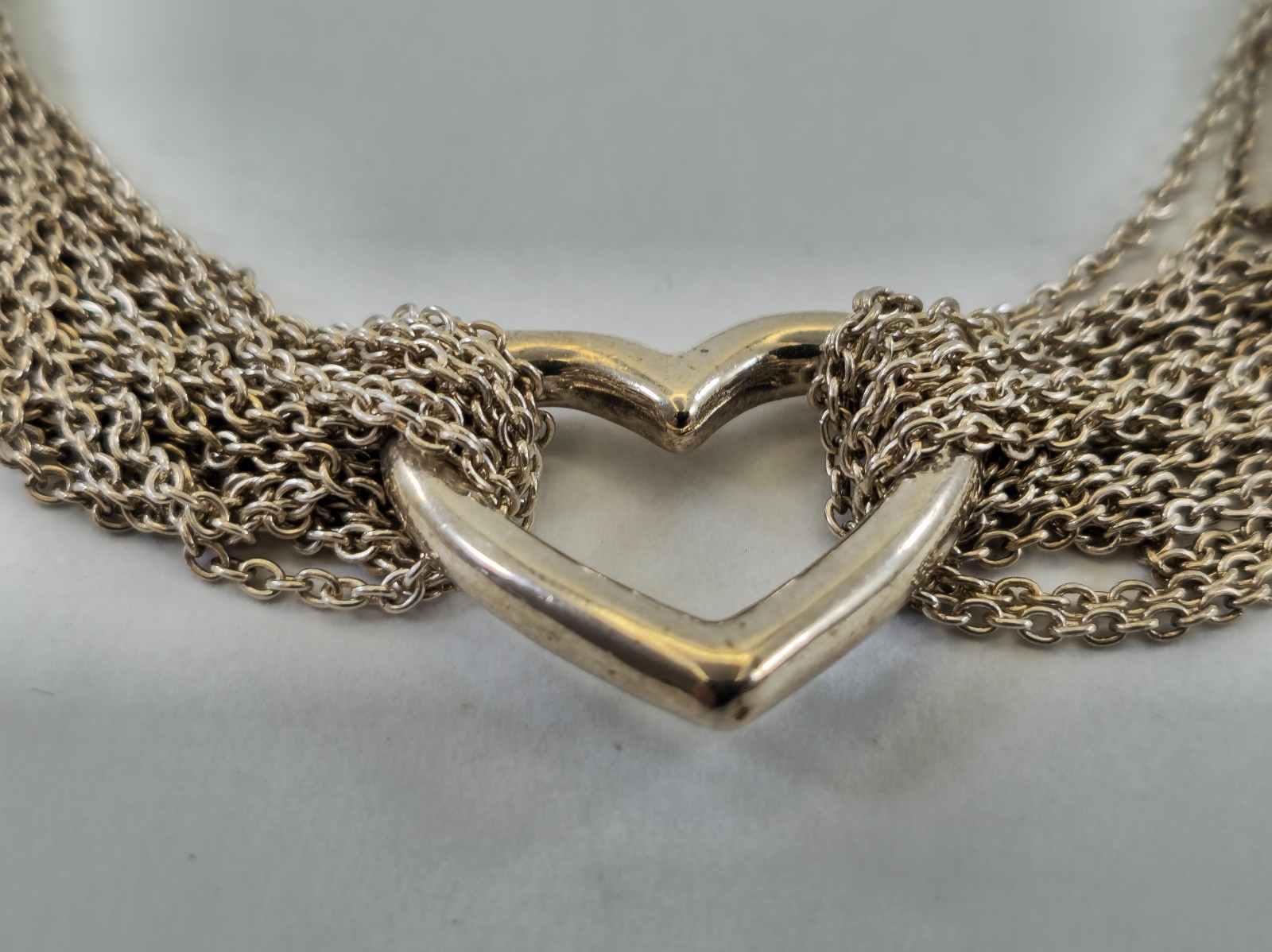 Tiffany & Co Sterling Silver Mesh Open Heart Necklace – 15 Inch