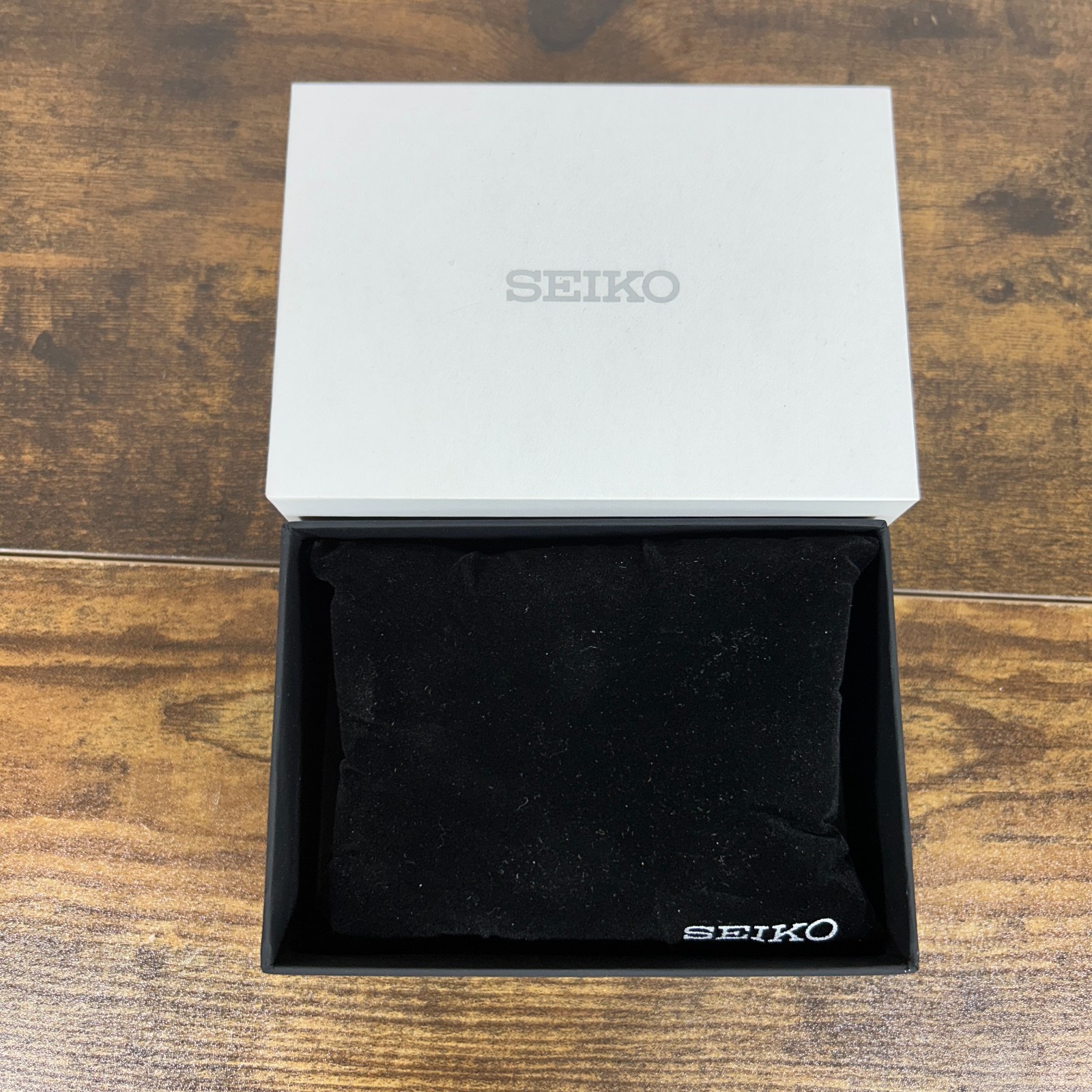 SEIKO Empty White Presentation Watch Gift Box Pillow