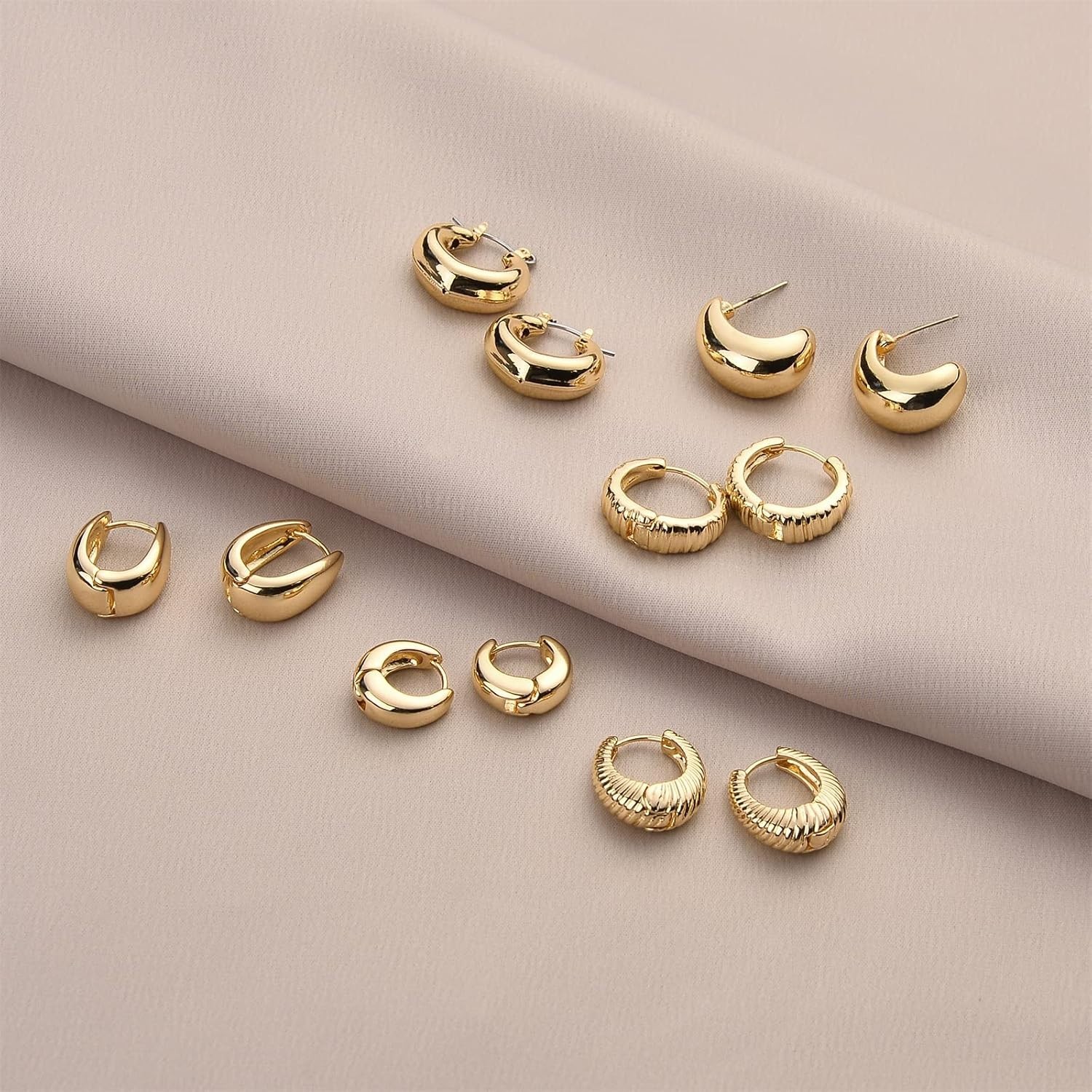 6 Pairs Women’s Gold Hoop Earrings Set – Gift Box Included