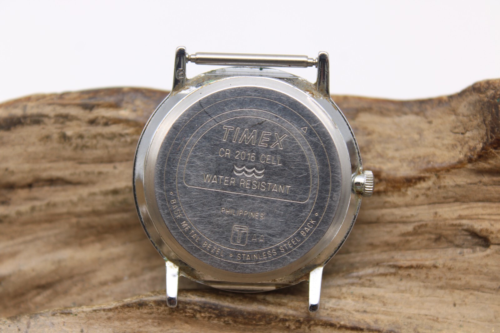 TIMEX QUARTZ MEN’S WATCH 32.1mm 18.3mm LUG RUNS (F4G2)