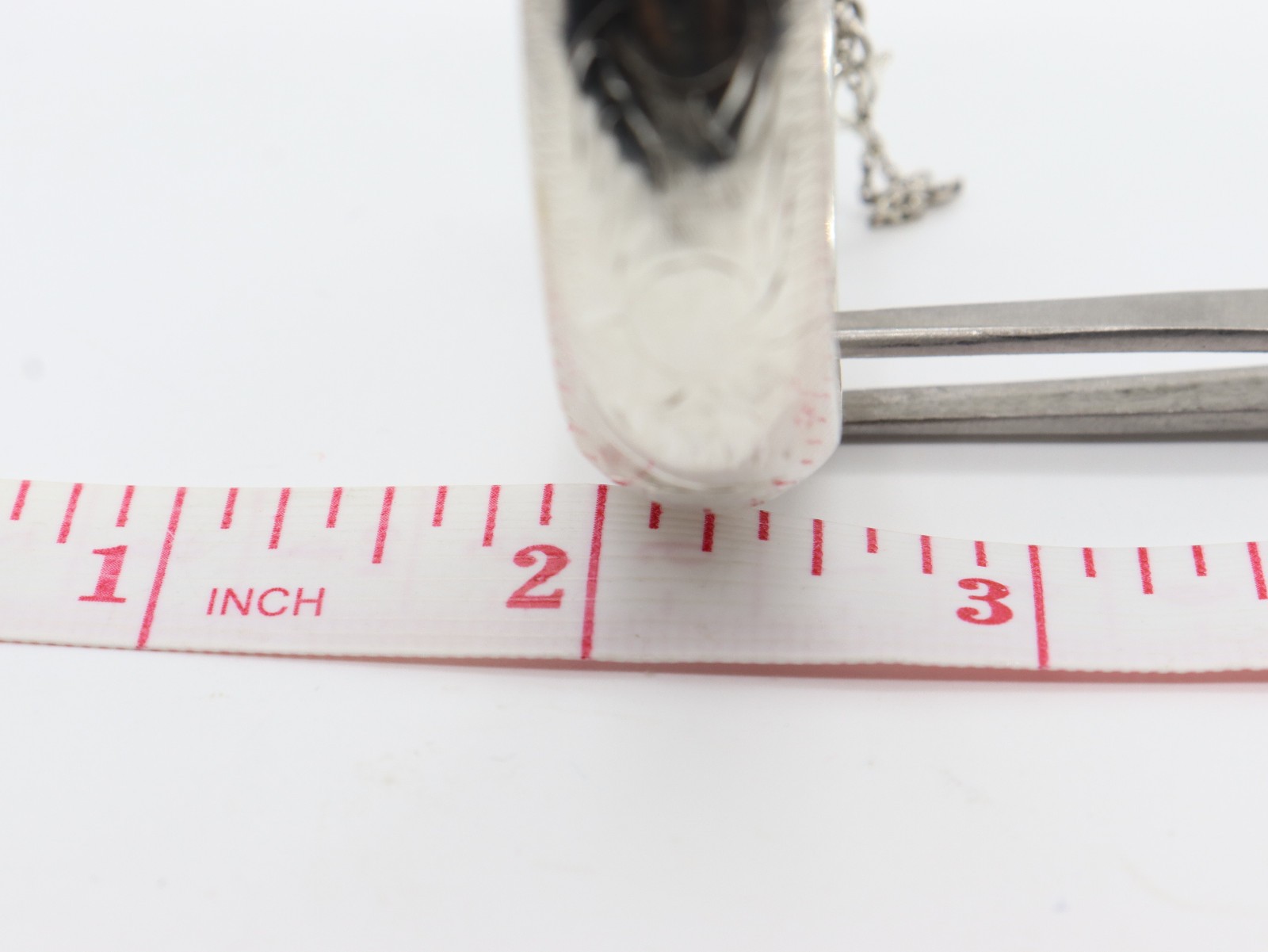 Sterling Silver 14mm Engraved Bangle Bracelet Safety Chain 26.92 grams lite ding