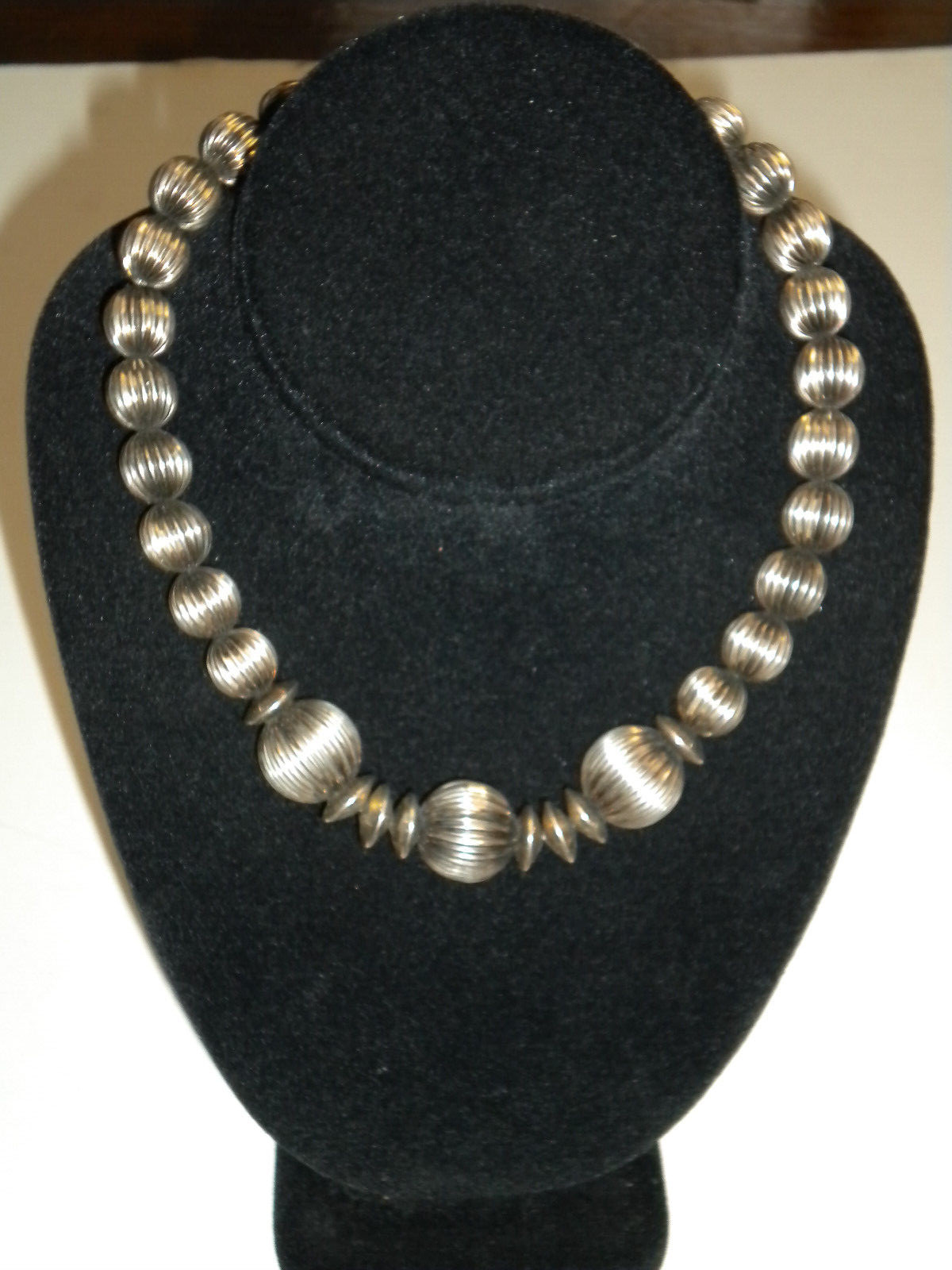 NAVAJO STERLING SILVER BEADED NECKLACE UNSIGNED 45 GRAMS