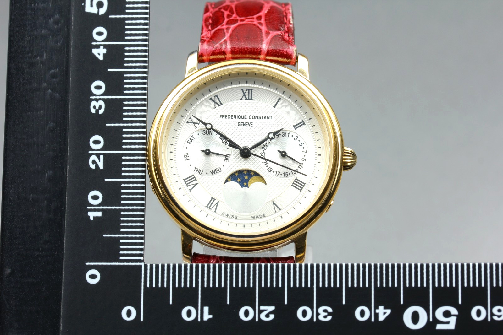 Vintage Frederique Constant Geneve Moon Phase Gold Men’s Quartz Watch [N MINT]