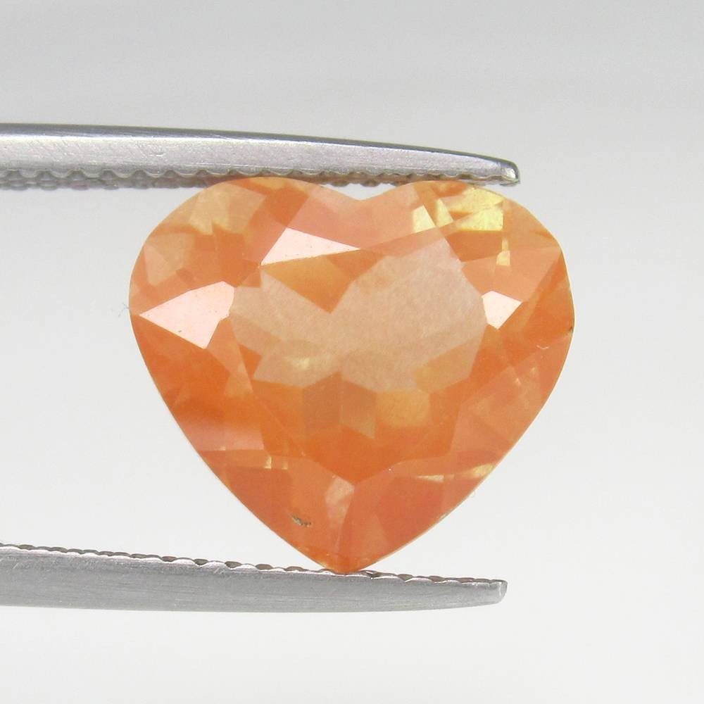 4.74 Ct Natural Andesine Very Good Quality Heart Cut ” Very Good Luster “- 1307
