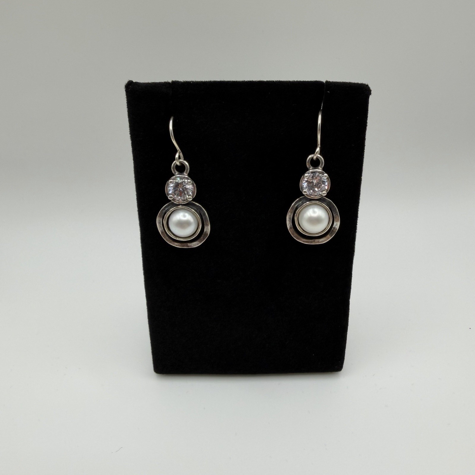 Didae Israel 925 Sterling Silver Pearl & CZ Crystal Circle Dangle Earrings