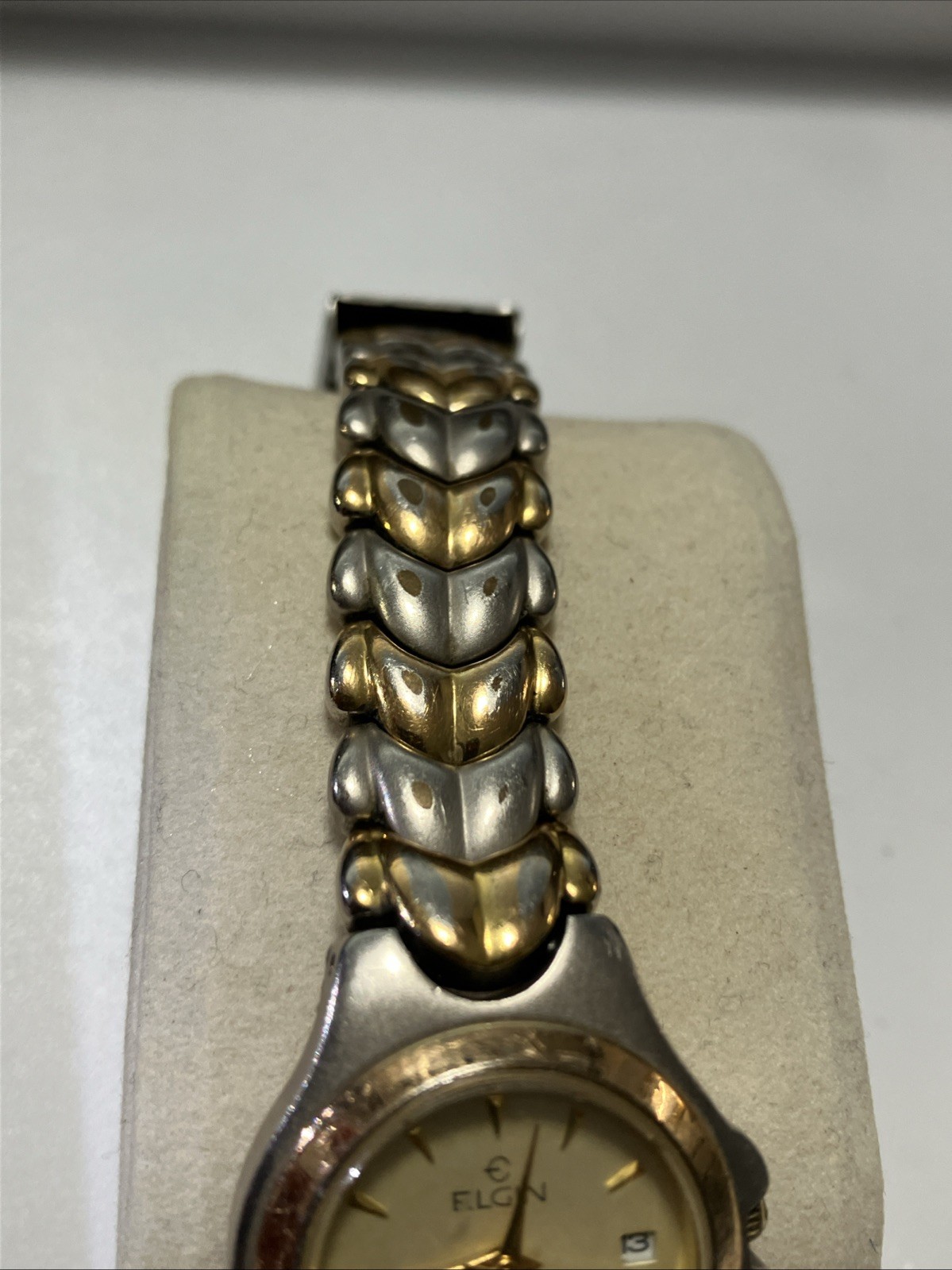Elgin PreOwned Two Tone Quartz Watch EM885 Fresh Battery