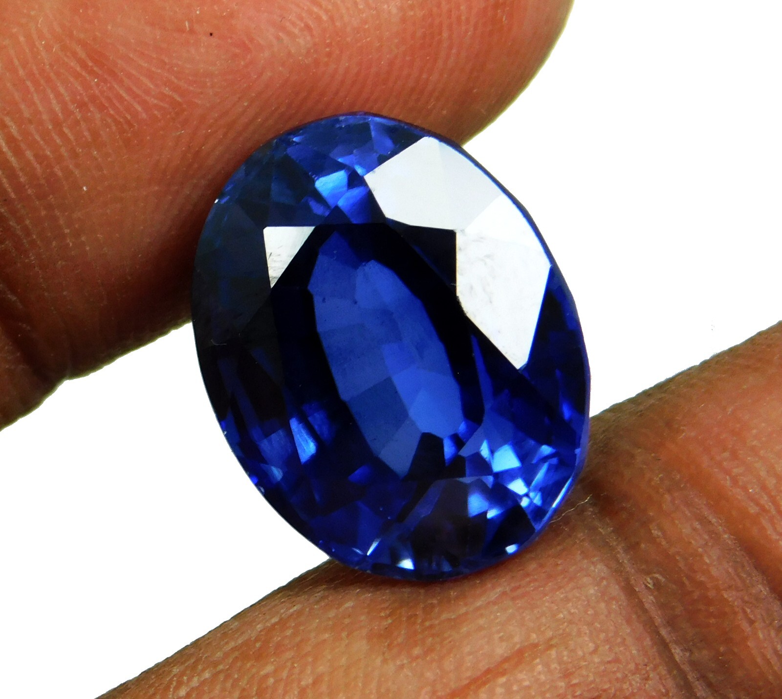 Natural Kashmiri Royal Blue Sapphire Certified Oval Cut 18.60 Ct Loose Gemstone