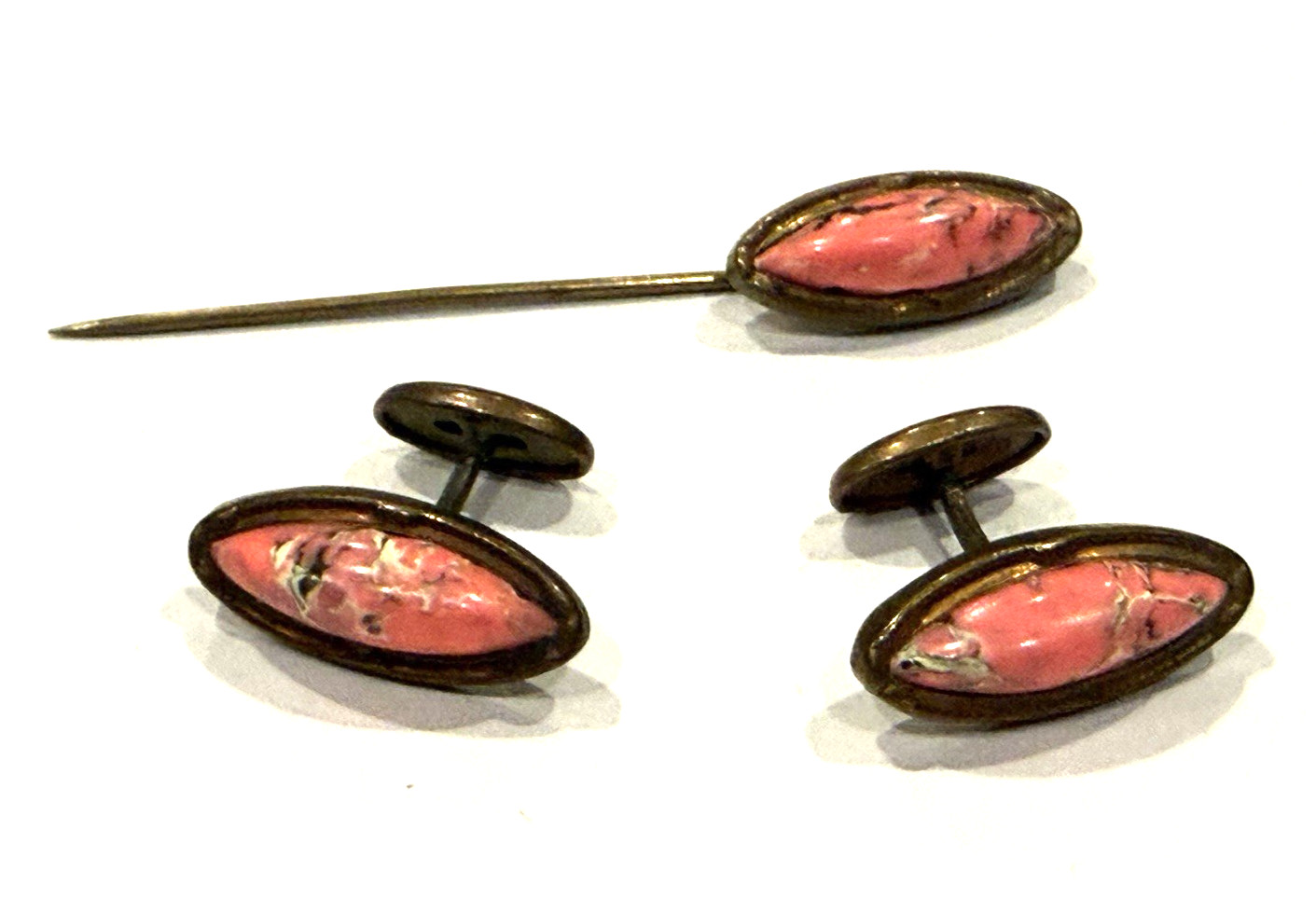 ANTIQUE VICTORIAN CUFFLINKS & STICK PIN PINK CORAL LUCITE NAVETTE BRASS SET