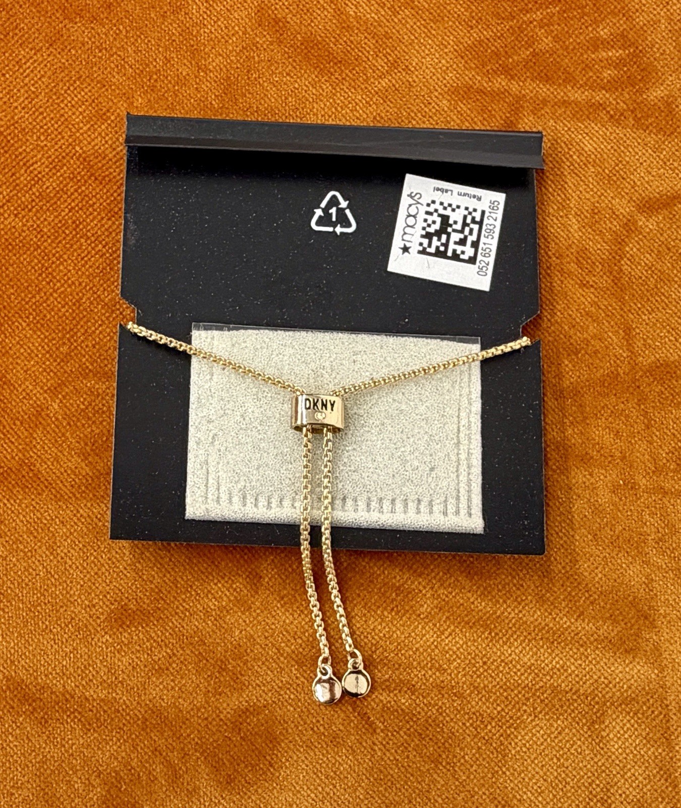 DKNY HEART CRYSTAL GOLD TONE SLIDER BRACELET NWT $35