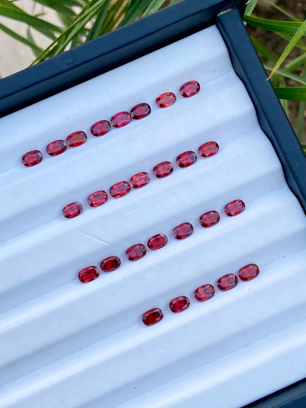 16.59 Ct Natural Faceted Rhodolite Garnet Lot Oval Shapes From Tanzania