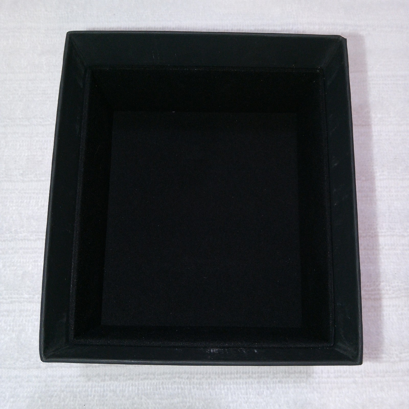 Bulova Watch Box 4.5x4x3.5 For S17752182. No Watch