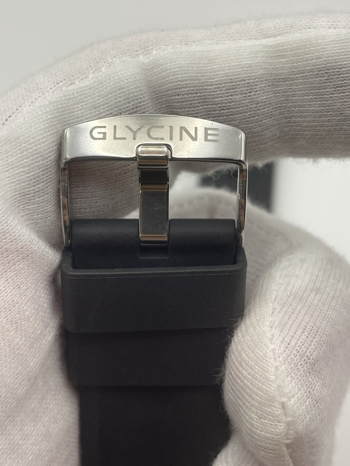 Glycine Combat Sub GMT GL0382 42mm Swiss Automatic Movement