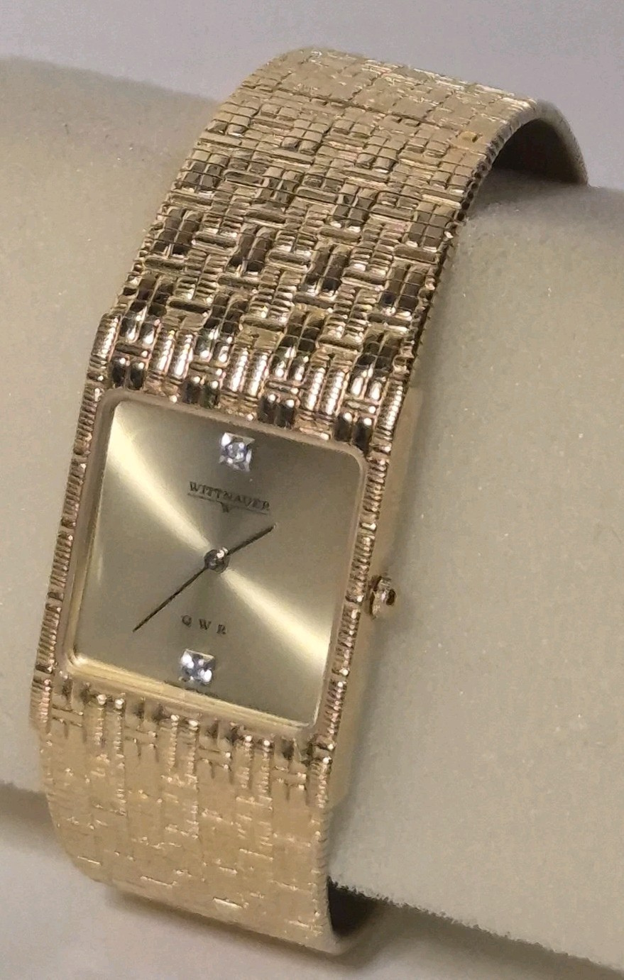 1980s Wittnauer QWR 25 x 31mm Tank Quartz Gold Tone Swiss Watch 9782 w/Box