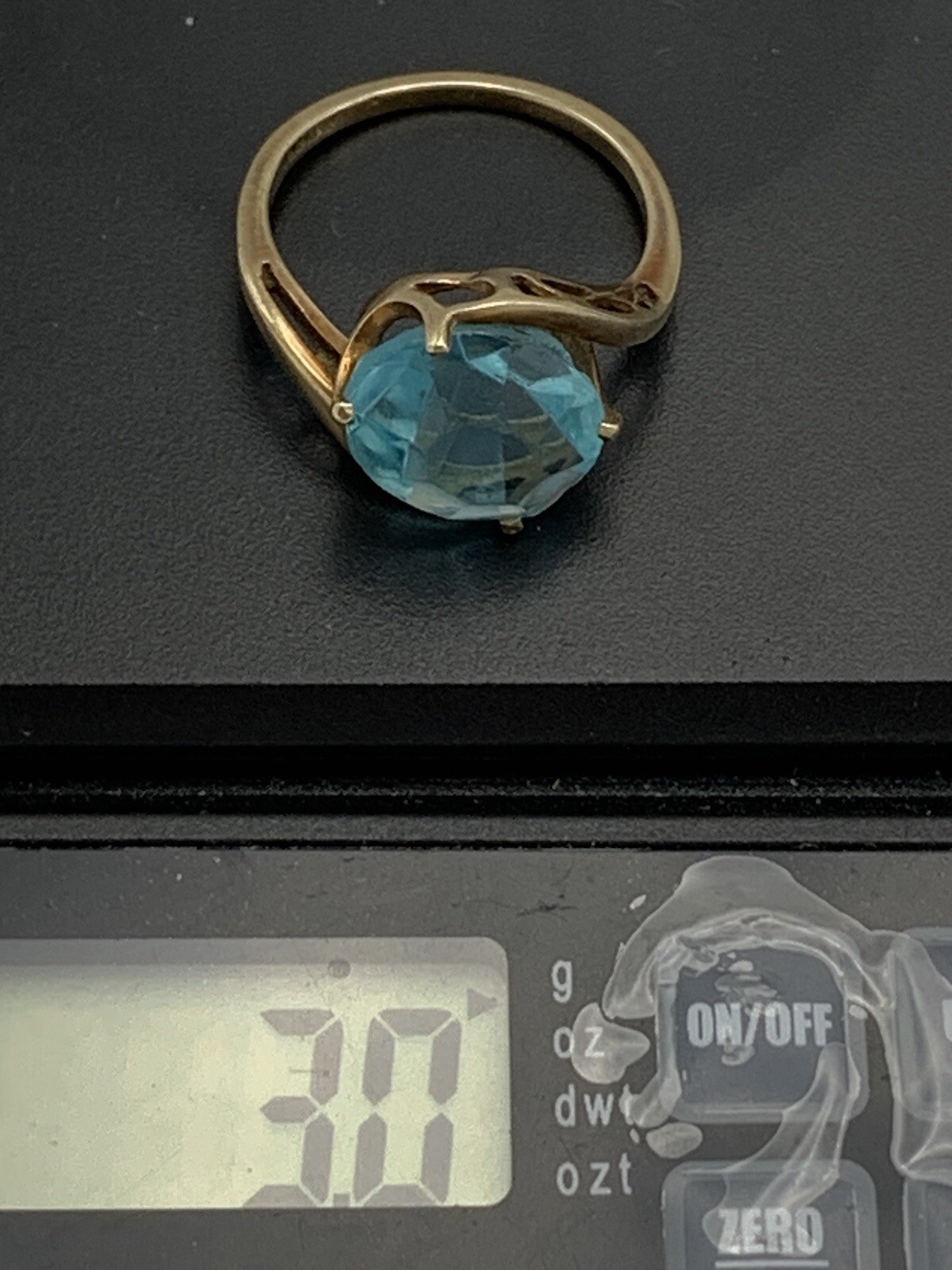 10K Yellow Gold Solitaire Blue Glass Cabochon Ring Size 6-1/2 & 3 Grams