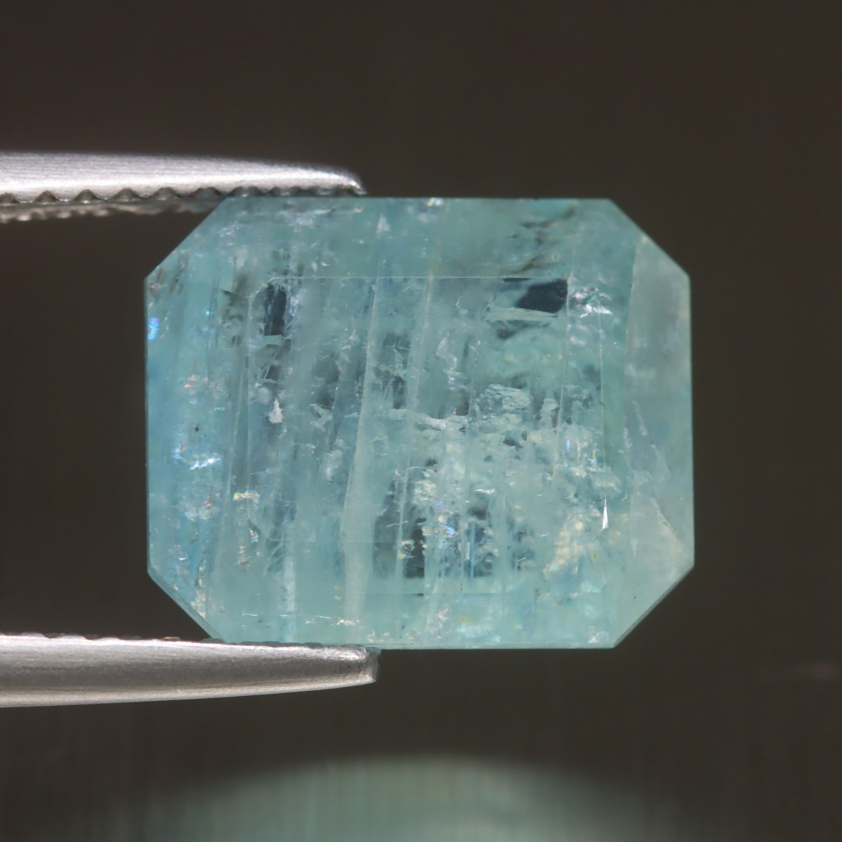 4.90 Cts_Antique Stone_100 % Natural Unheated Uv Color Change Hackmanite_Mogok