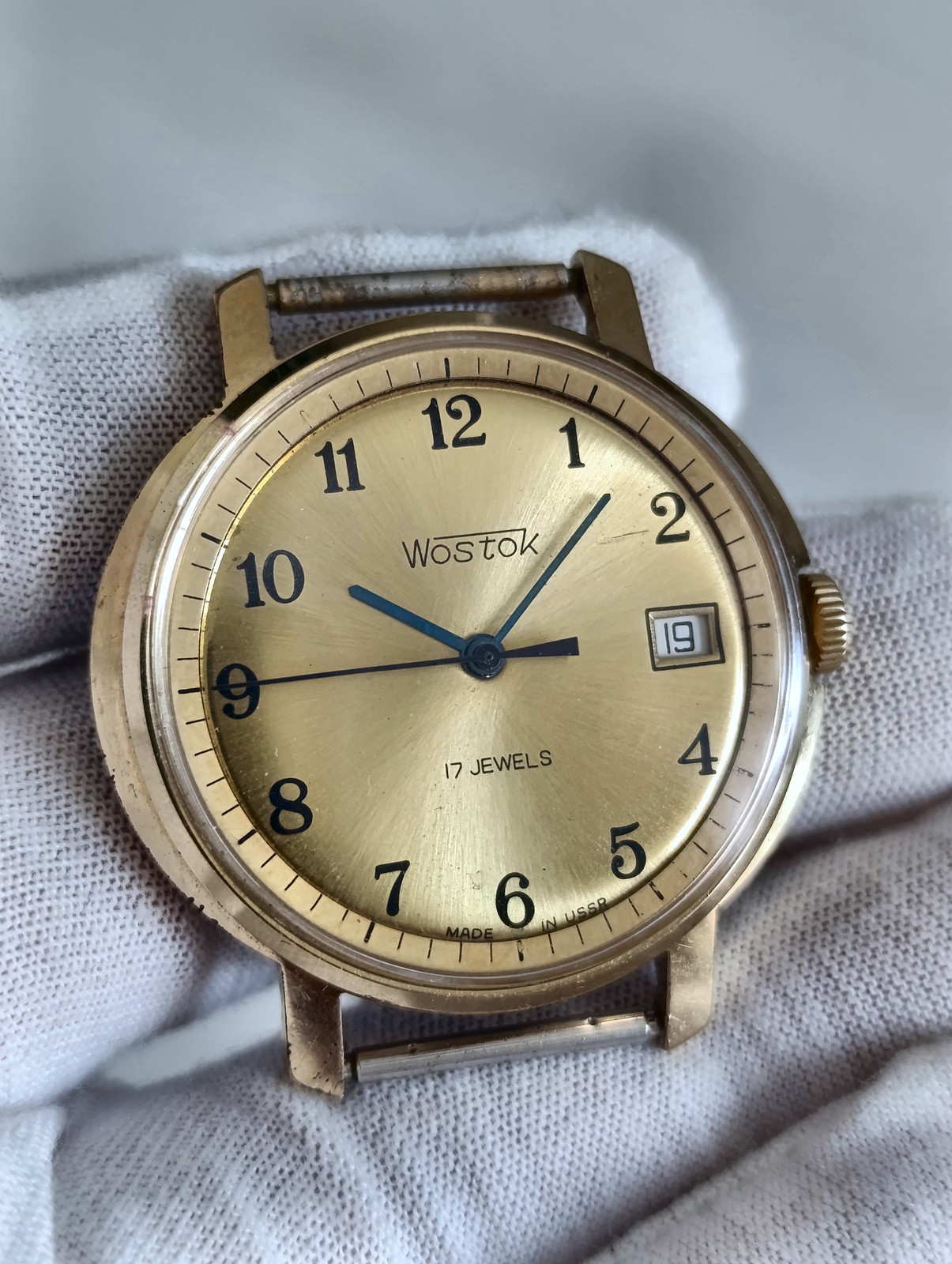Vostok 2414A Soviet USSR Watch 1980s Chistopol 17J Gold Dial