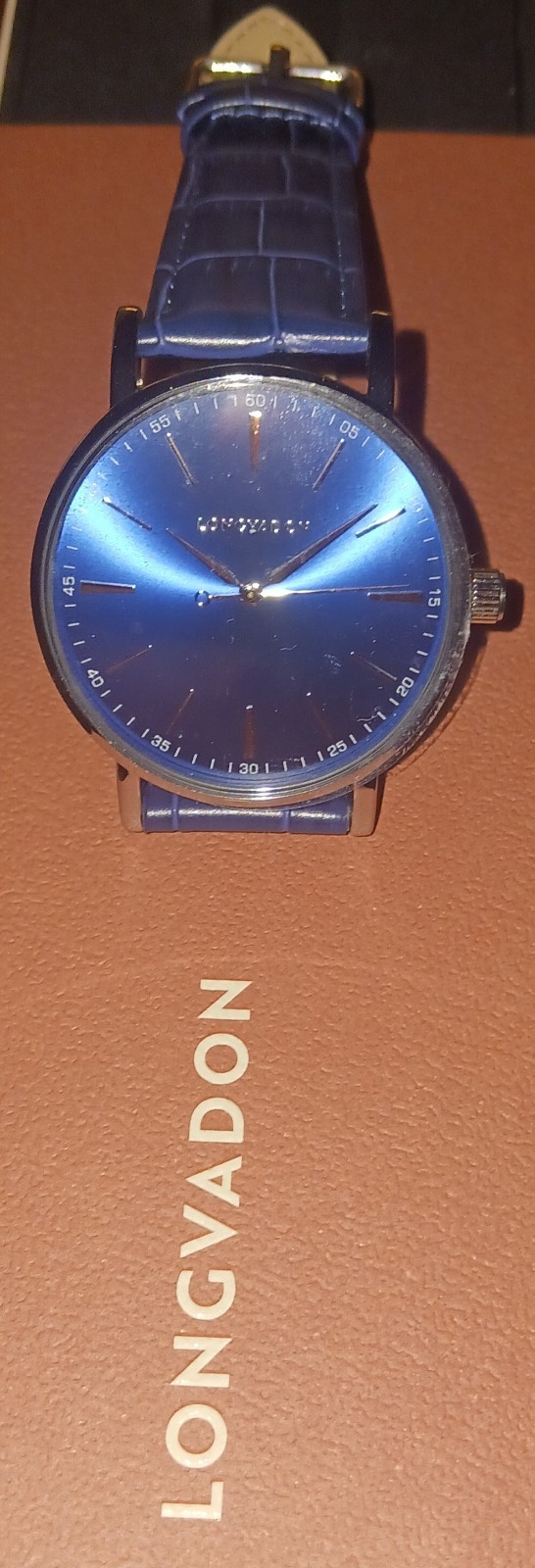 Longvadon Classic Bleu Nuit Men’s Wristwatch Blue Leather Strap Stainless Steel
