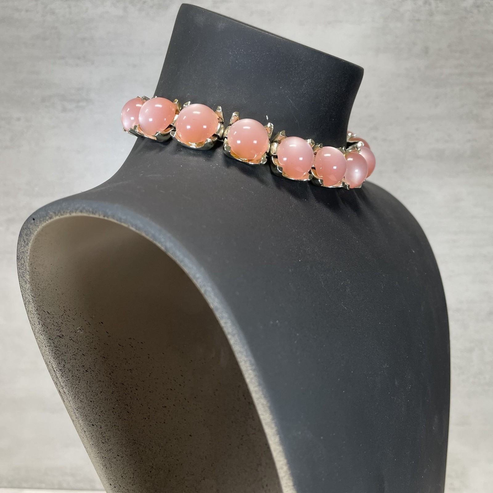 Vintage Coro Pink Moonglow Thermoset Chocker Necklace Silver Gold Tone MCM 12″