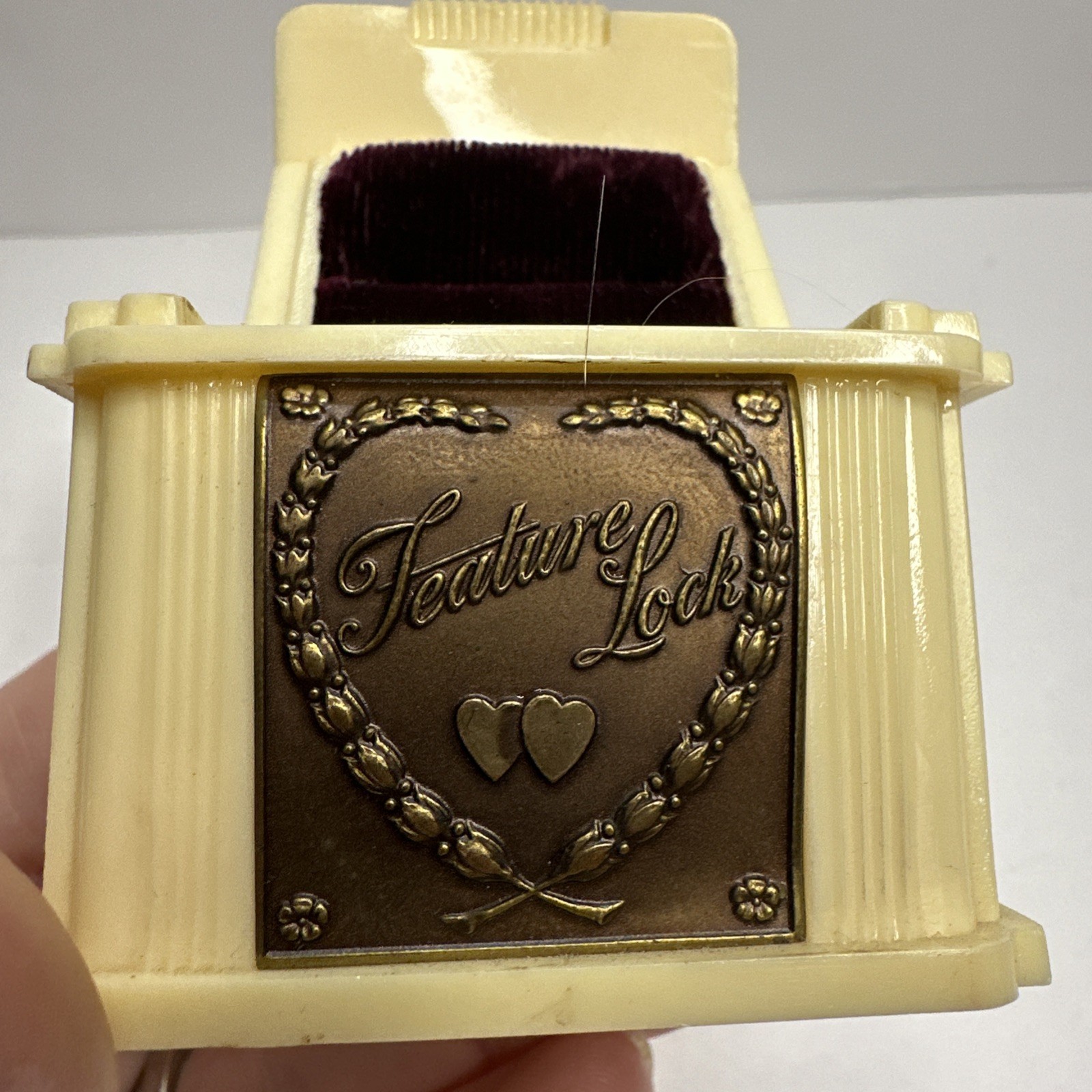 Vintage Art Deco Cream Celluloid Wedding Engagement Special Occasion Gift Box