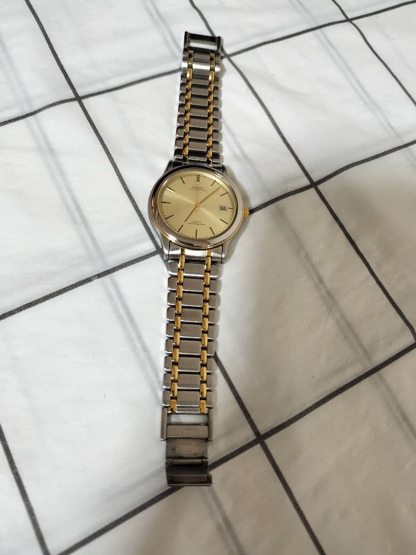 Mint condition CITIZEN FORMA 4761 quartz wristwatch, fully functional, made in J