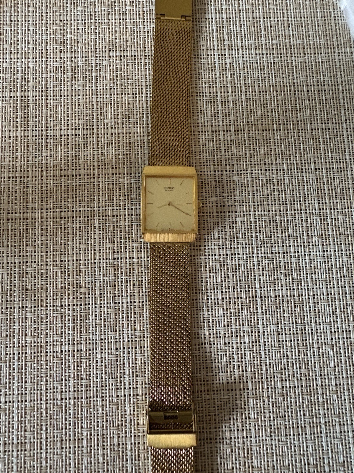 Seiko Lassale Unisex Quartz Watch Vintage, Gold-Tone, Ultra Slim