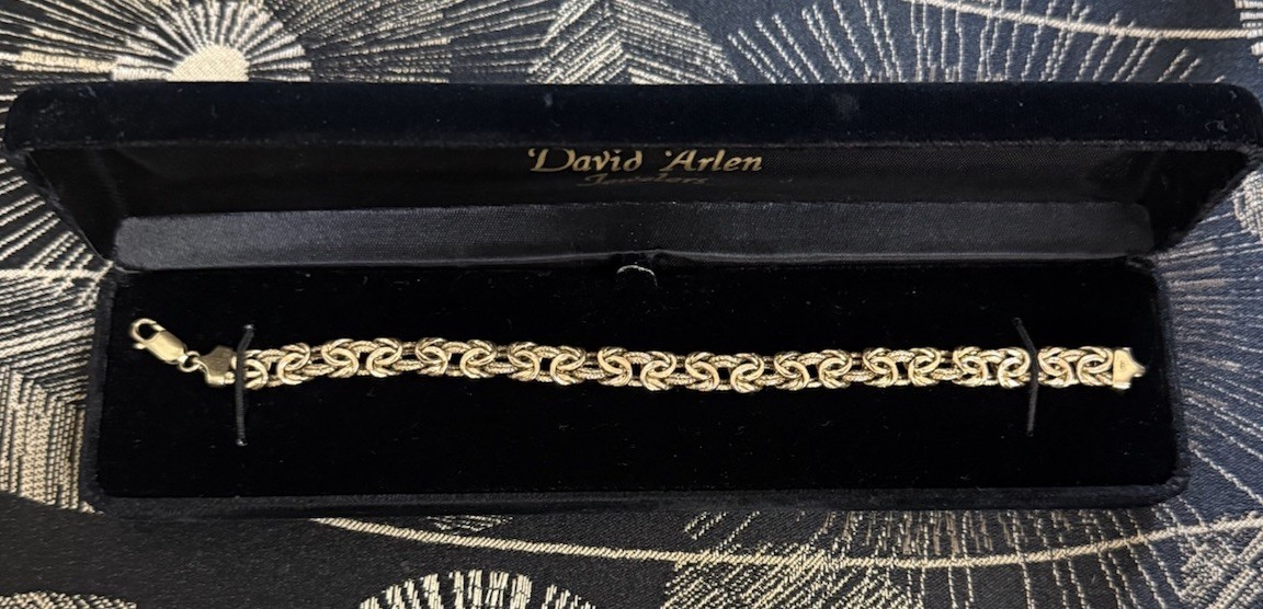 *14 Karat Yellow Gold Bracelet 13 Grams*Investment Gold Jewelry