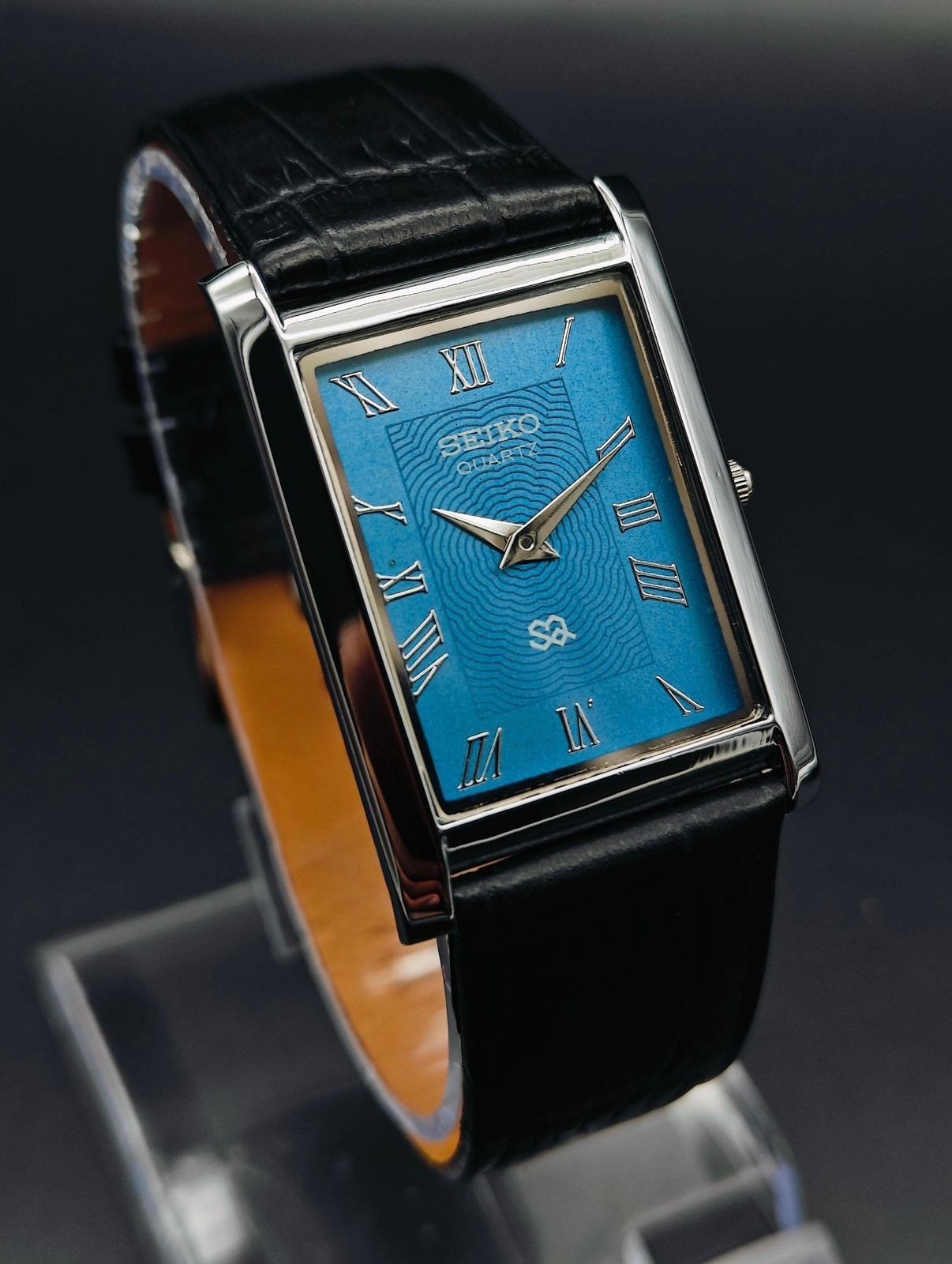Vintage Rare Seiko Slim Quartz Men’s Wrist Watch With Free DDP Shipping