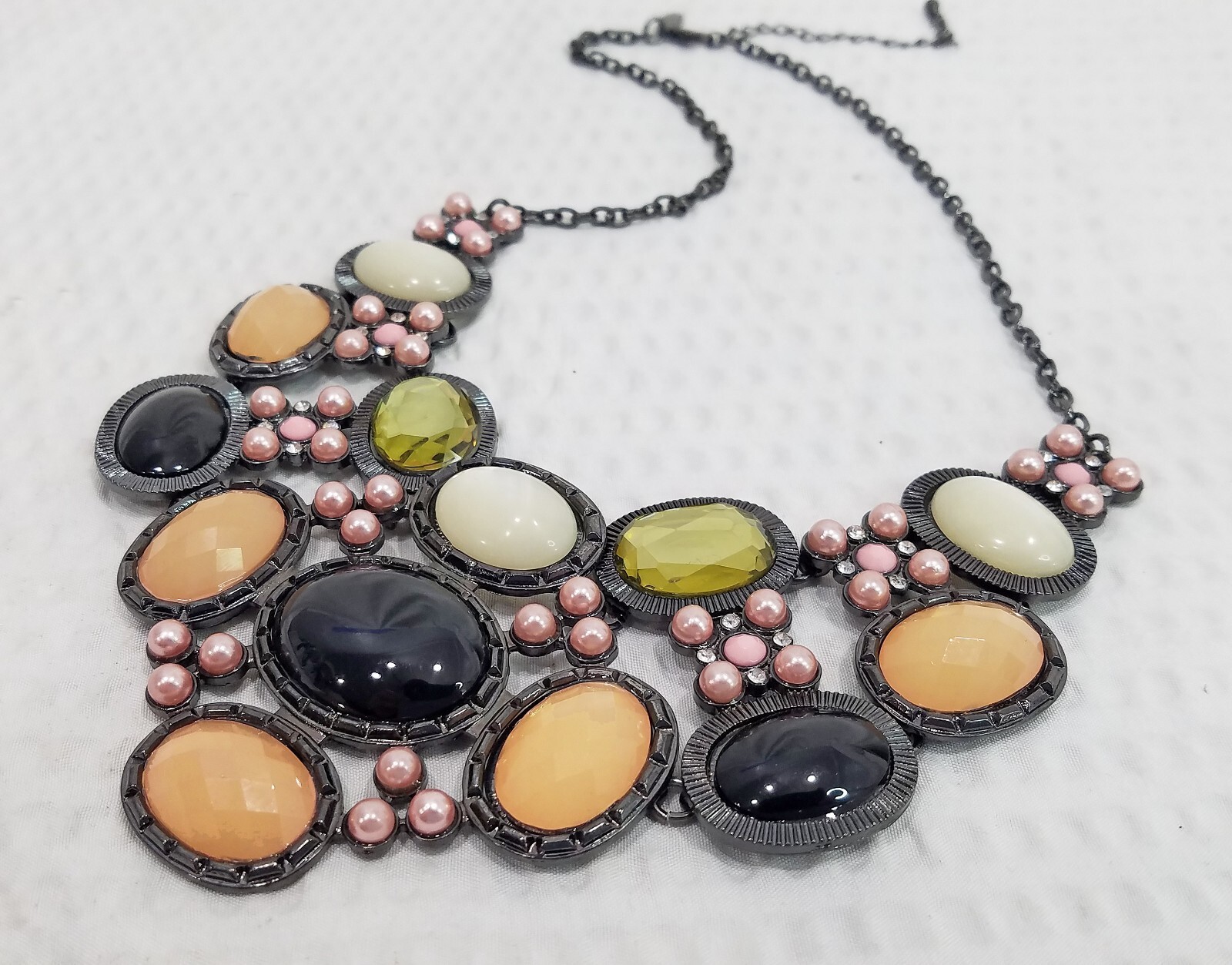 Signed NY Gunmetal Beige, Olive, Black Cabochon & Pink Bead Bib Choker Necklace