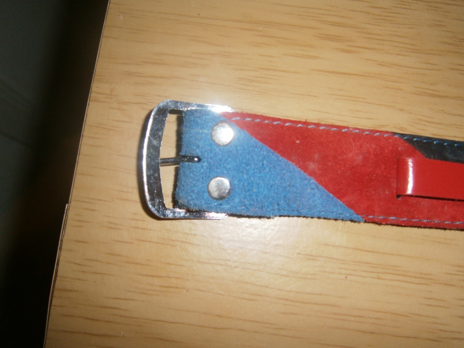 Vintage red/black Blue 1 piece strap.24mm &10 mm central.Oldstyle Eire(E26a4a