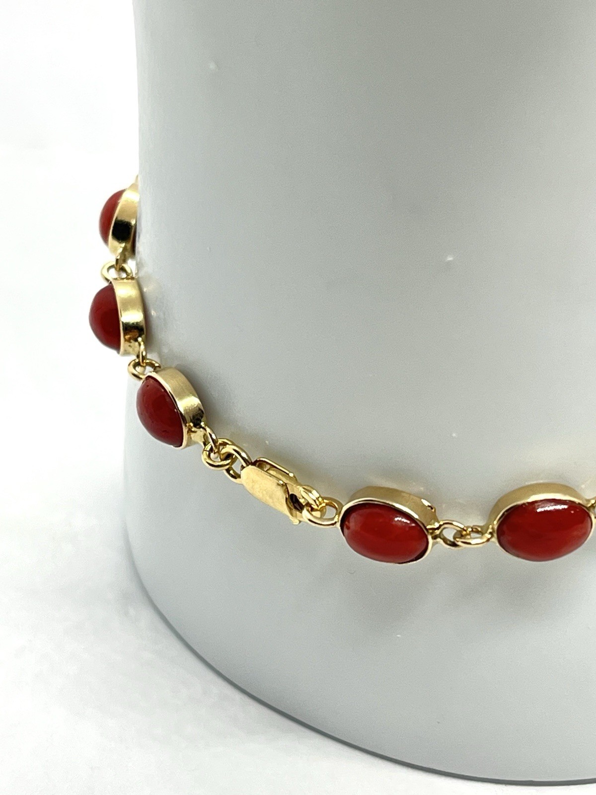14kt Gold Bracelet with 14 Mediterranean Red Coral Cabochons 5x6mm – 17cm