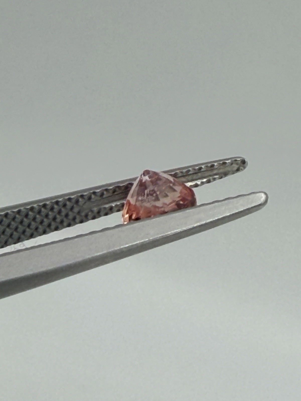 0.78ct Natural Pink Orange Sapphire GIA Certified Sri Lanka Unheated Round