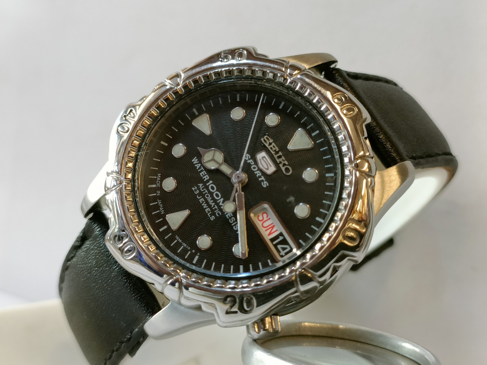 VINTAGE SEIKO 5 SPORTS AUTOMATIC BLACK DIAL 7S36 JAPAN MEN’S WORKING