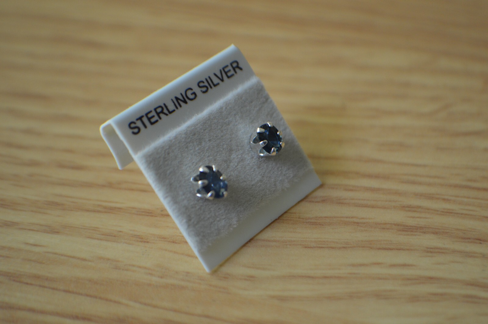 0.82ct Madagascar Blue Sapphire Solitaire Earrings in Fine Silver ~ 5x4mm