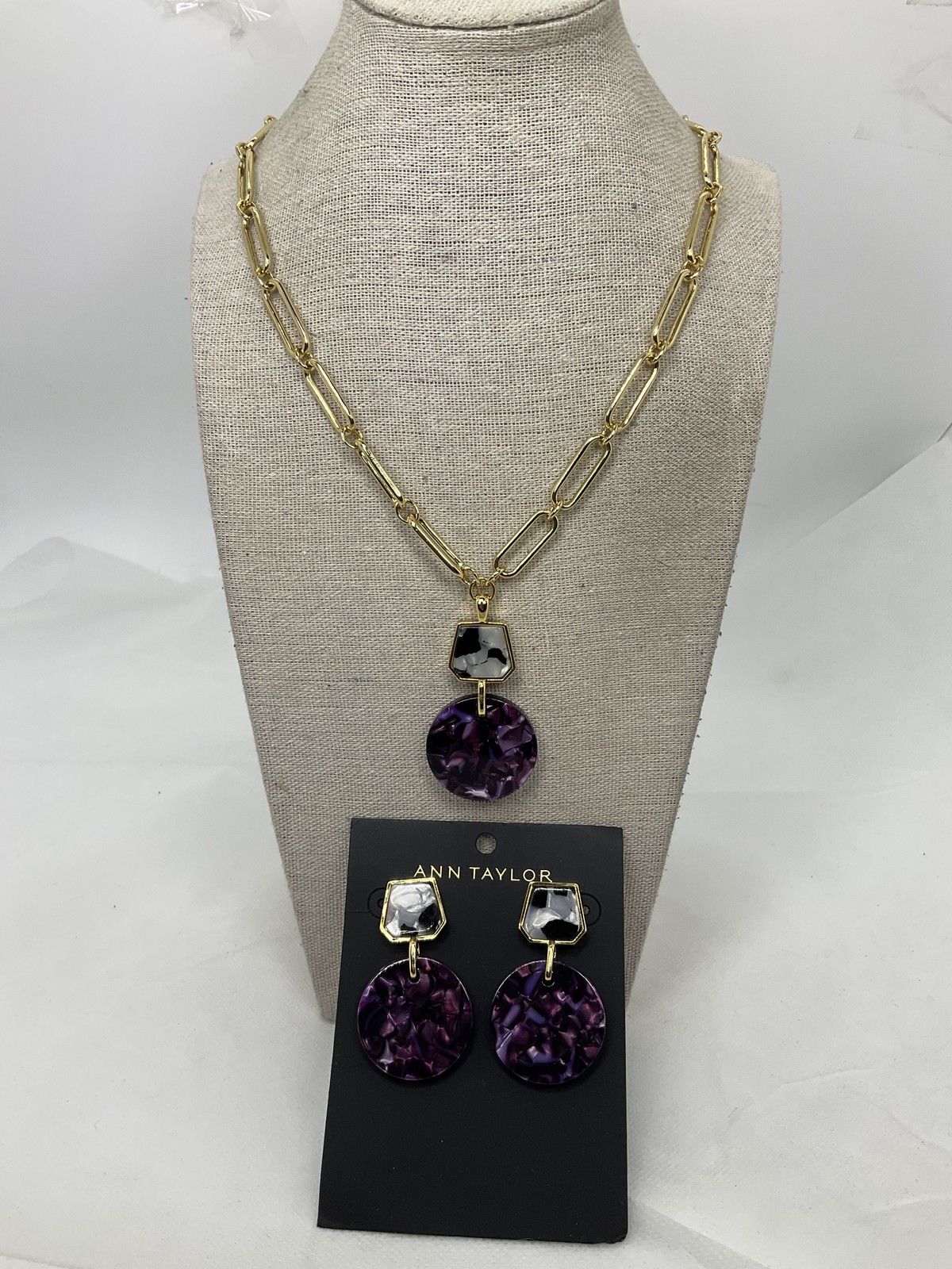 NWT Ann Taylor Purple Resin Post Earrings & Necklace Set