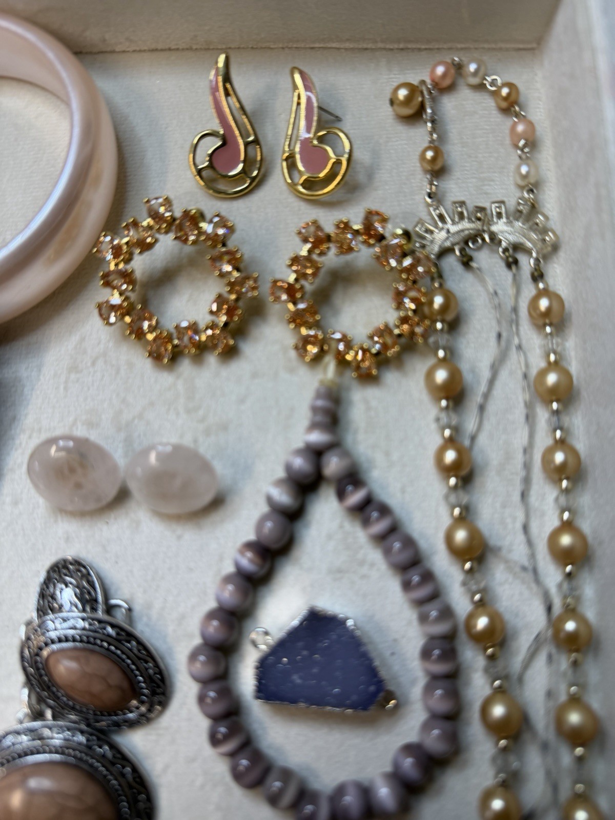 10pc Fashion Jewelry Lot Necklace Earrings