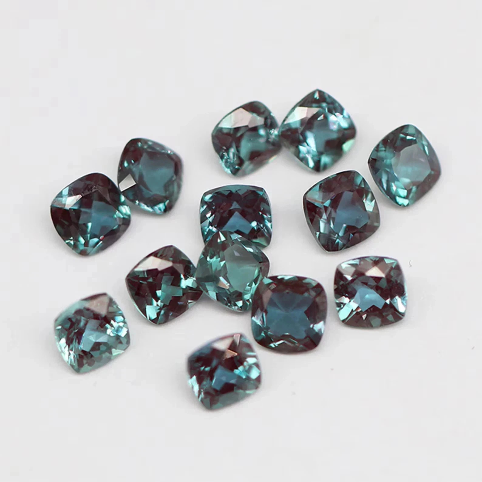 Lot 9 x 9 MM 5 Pcs Natural Color Change Alexandrite A+ Certified Loose Gemstone
