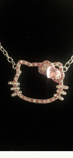 Hello Kitty necklace Pendant Pink Heart Radium Plated Crystals Rhinestone
