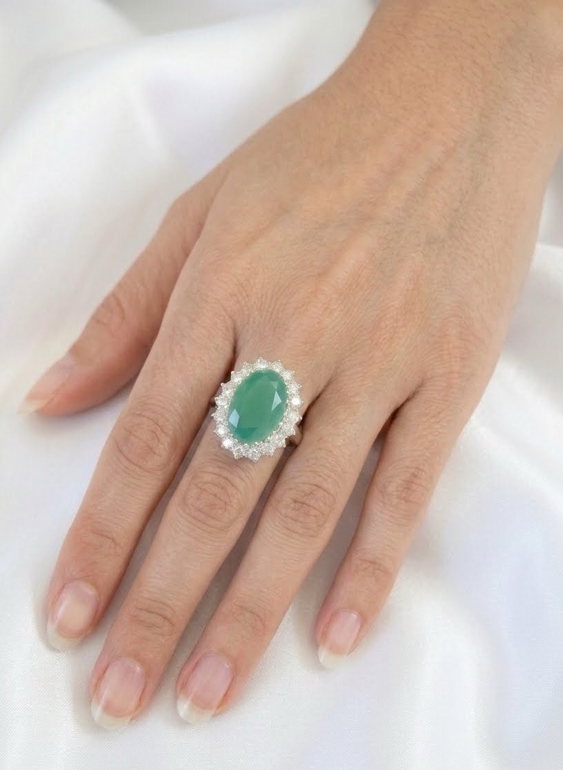 Vintage Sterling Silver 925 Green Chrysoprase Large Halo Ring Size 6.5