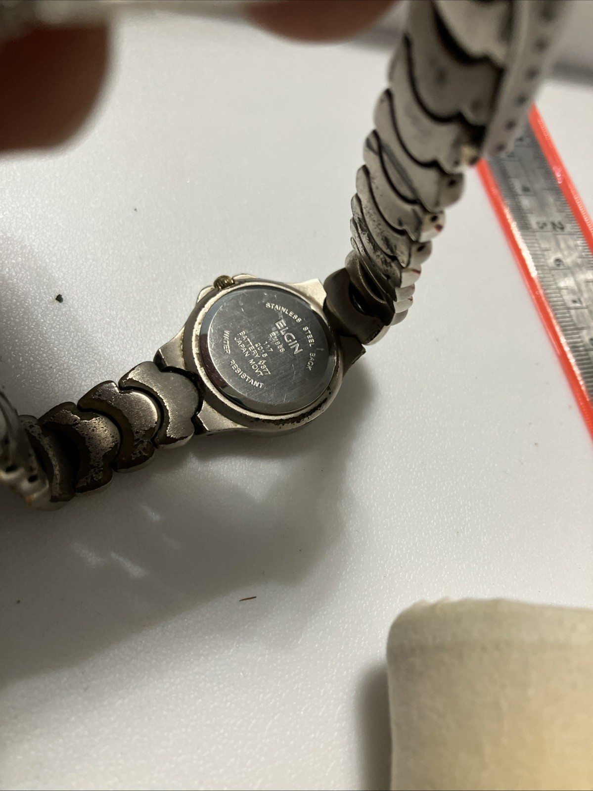 Elgin PreOwned Two Tone Quartz Watch EM885 Fresh Battery