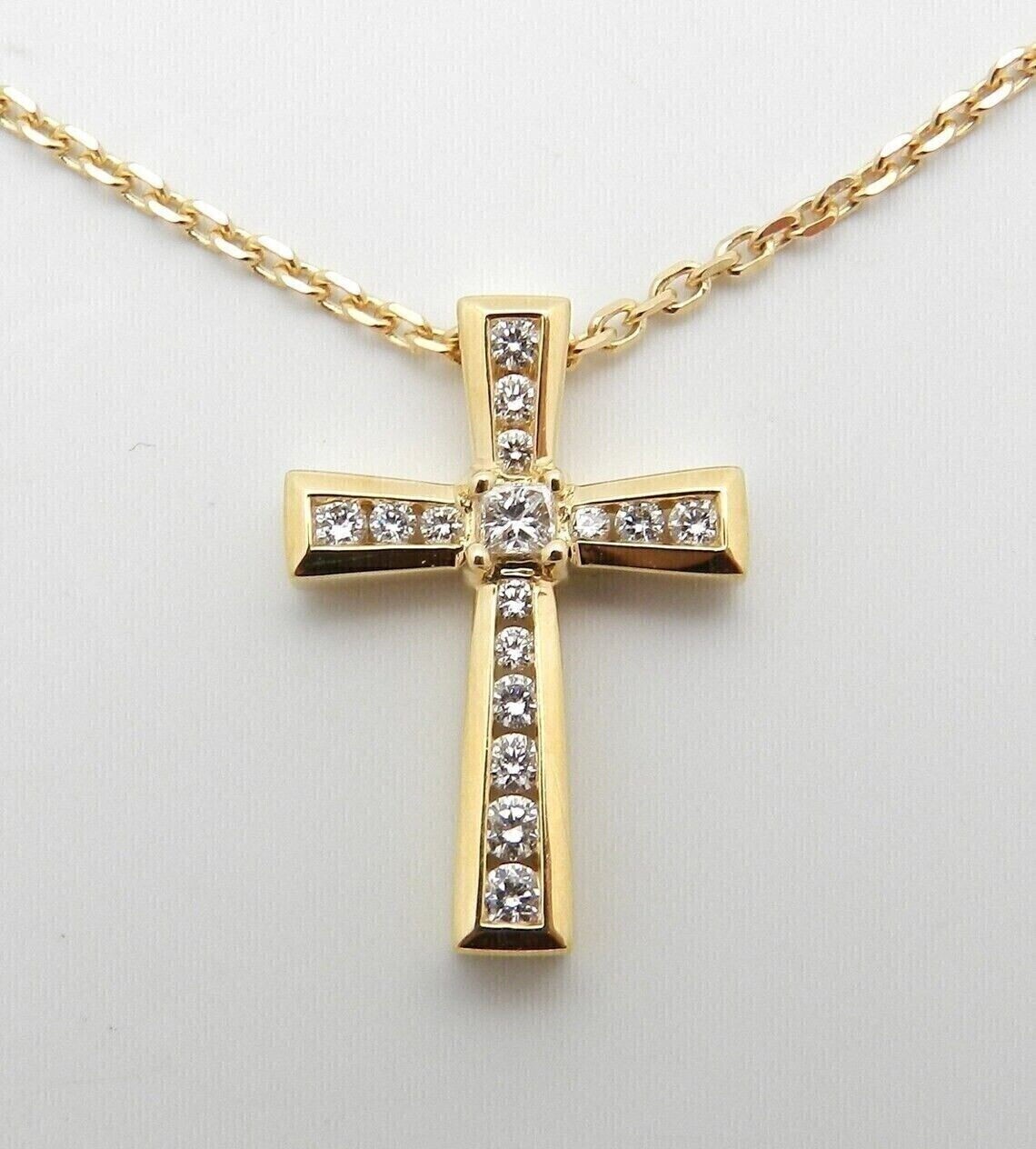 2Ct Round Cut Lab-Created Diamond Women Cross Pendant 14k Yellow Gold Finish