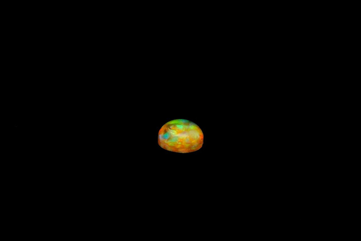 0.23ct Round Orange Multi-Color Opal 5 x 5 mm