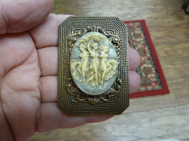 (CM36-11) THREE MUSES Graces Faith Hope Charity ladies CAMEO pin pendant JEWELRY